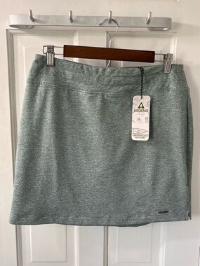 Ascend Performance Athletic Knit Skort in Sagebrush. Size Small. NWT